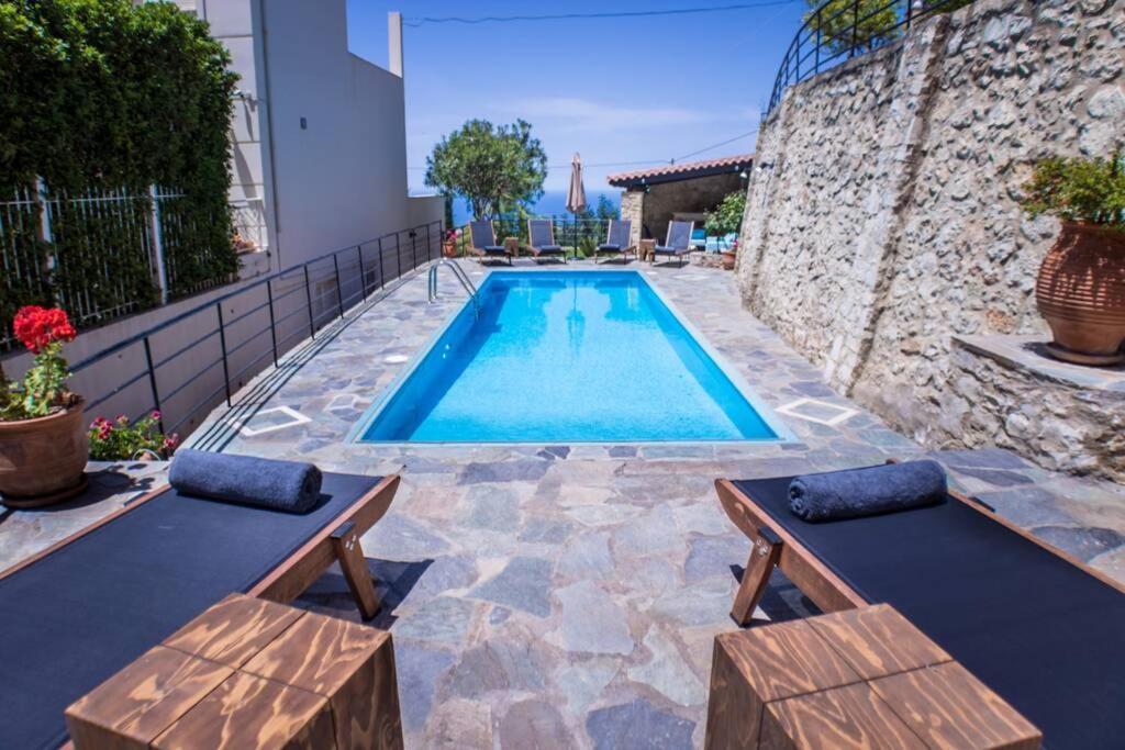 Villa Ventus, 40Sqm Private Pool & Hot Tub! Roussospition Exterior photo